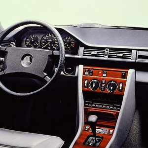 87F47.jpg