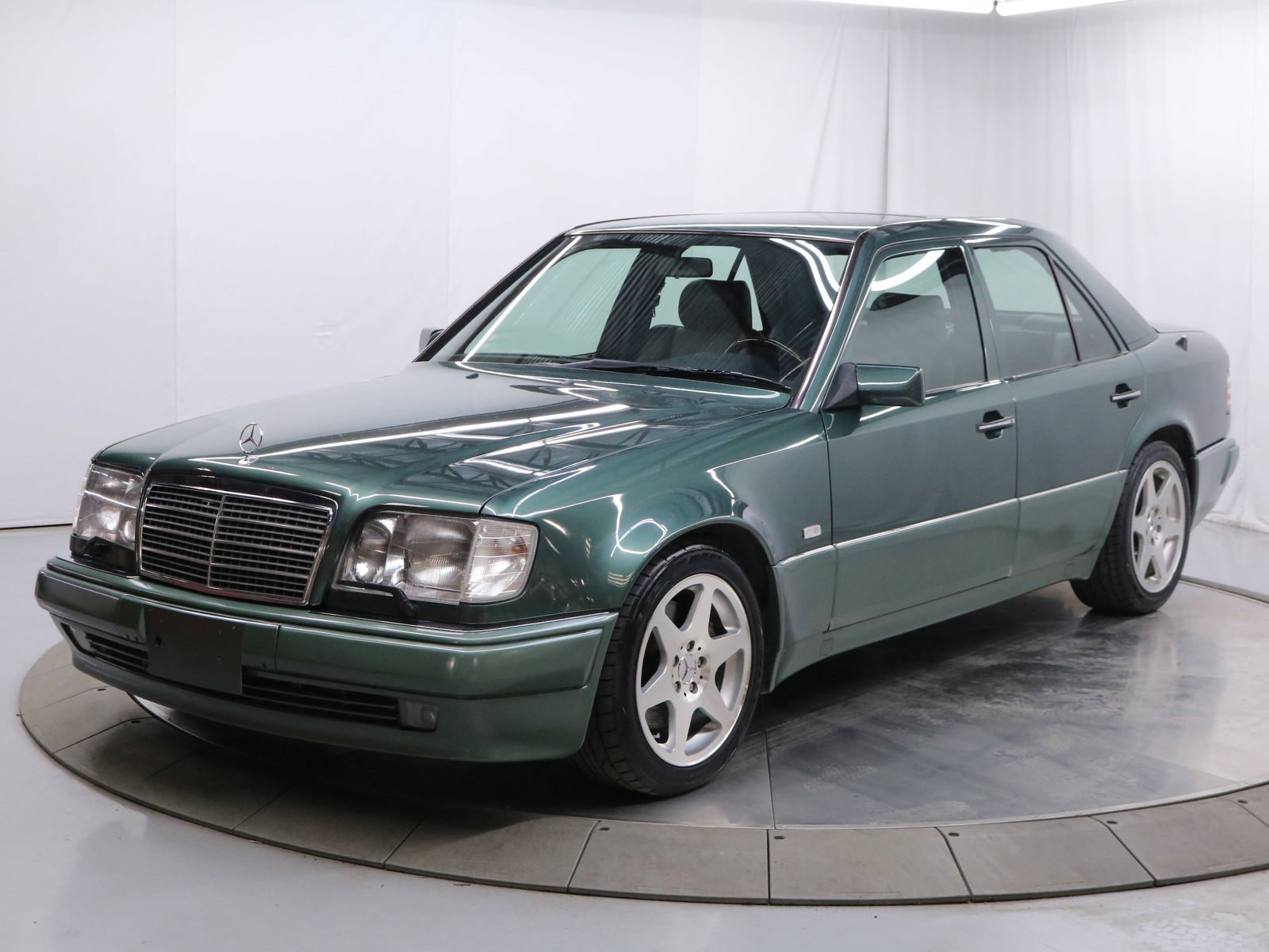 www.duncanimports.com
